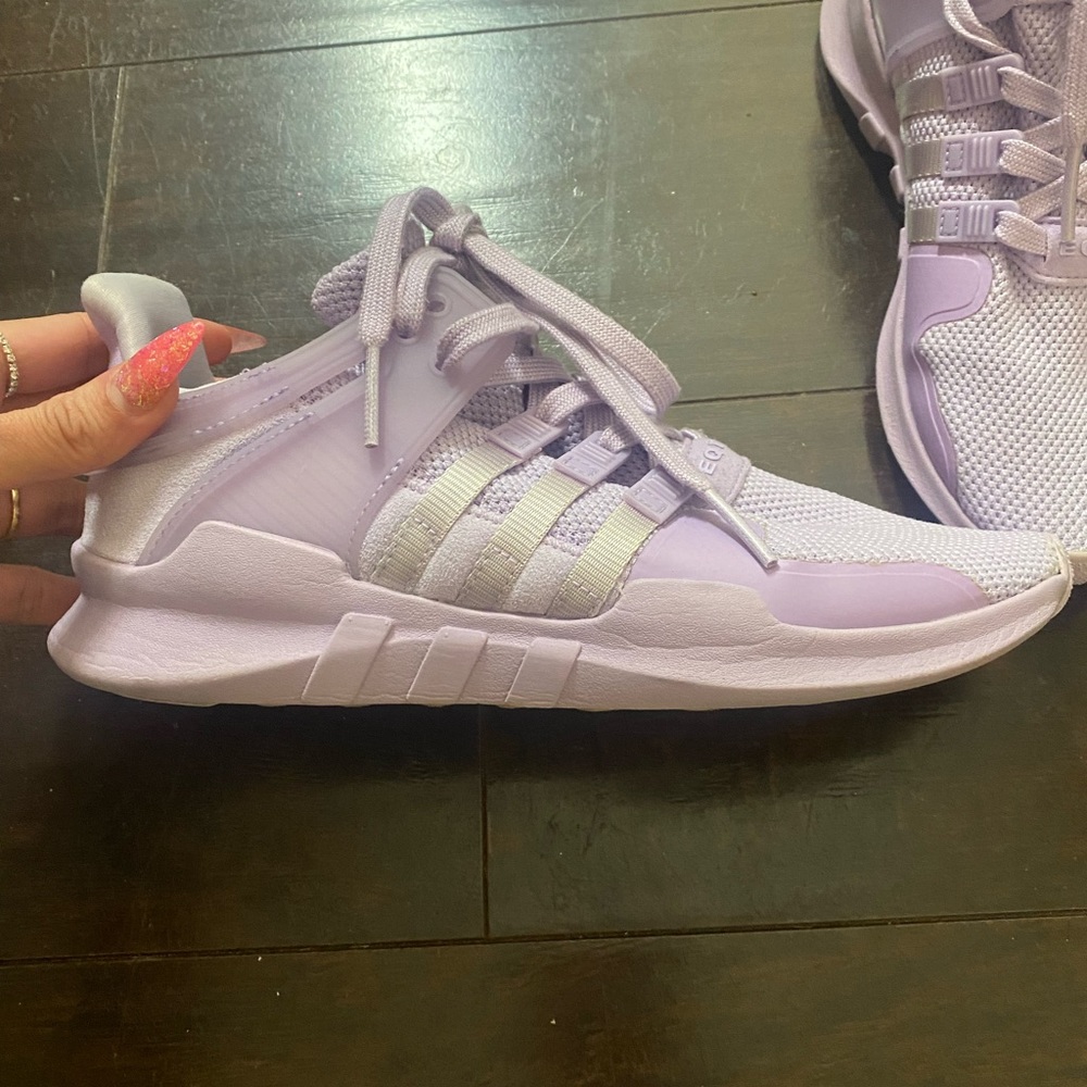 adidas women’s shoe size 7 lavender